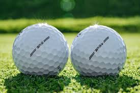 (D) TaylorMade TP5 & TP5x golf balls (12 Balls)
